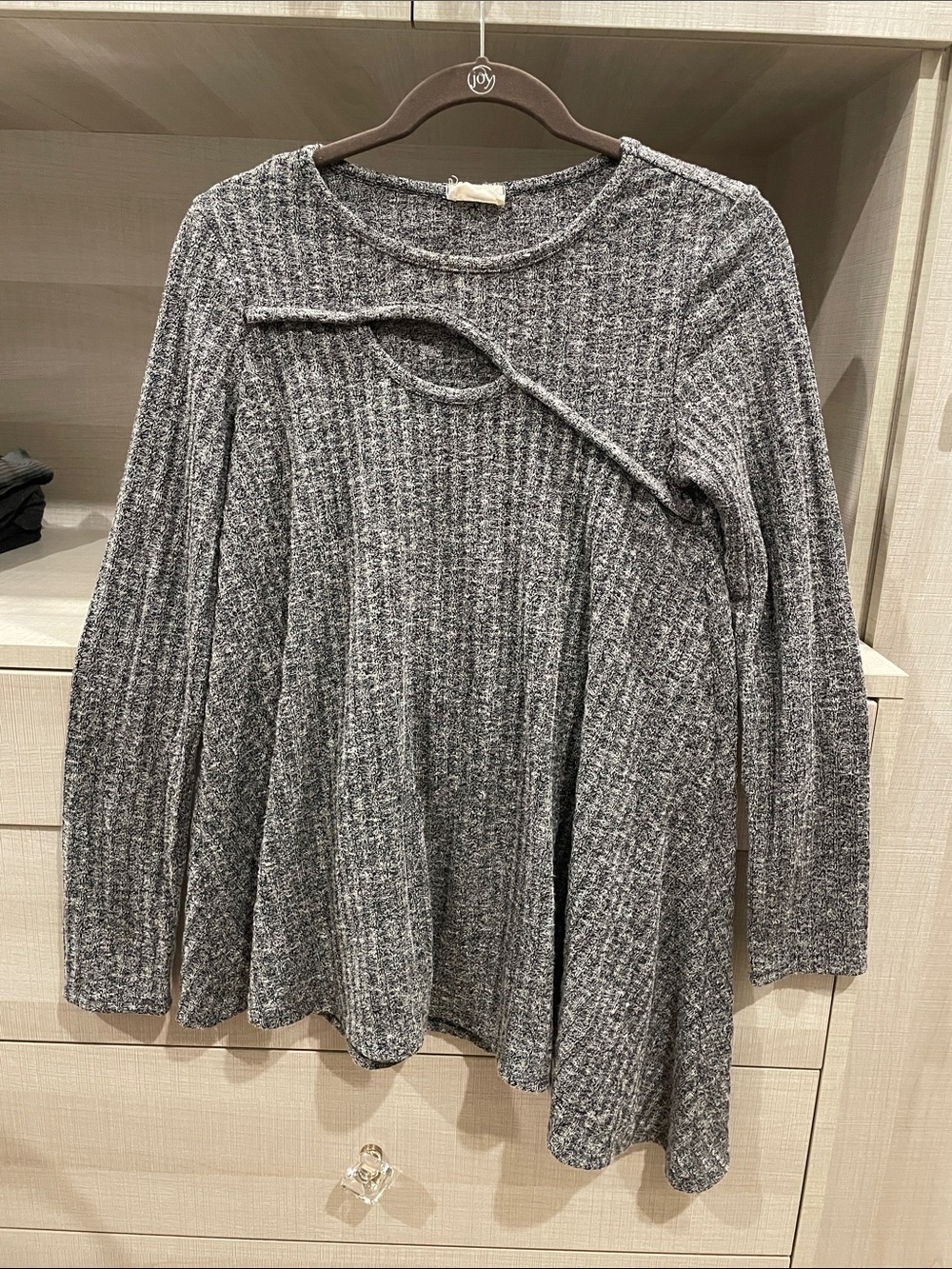 1.4.3. Story by Line Up Grey Ribbed Long-Sleeve Top with Front Cutout